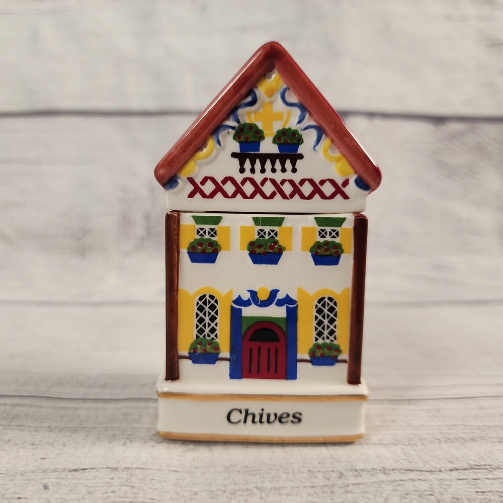 Danbury Mint Spices of the World Switzerland Swiss Chalet Chives Spice Jar